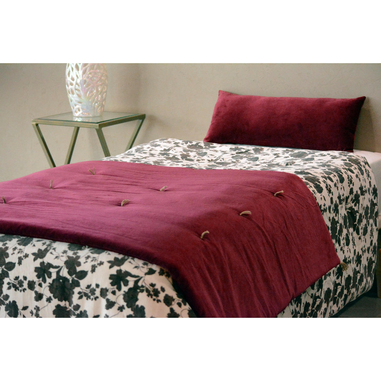 Luxury Mulberry Velvet Bed Runner/throw